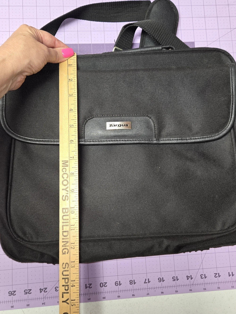 Targus Black Laptop Briefcase Messenger Bag Padded 15